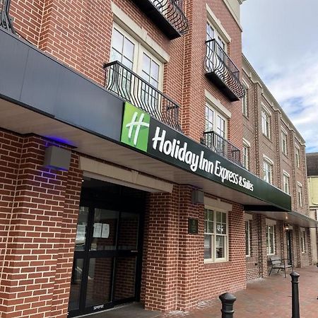 Holiday Inn Express & Suites - Dahlonega - University Area By Ihg Exterior foto